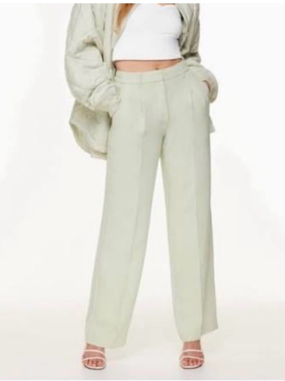 NWT Aritzia Effortless Pants